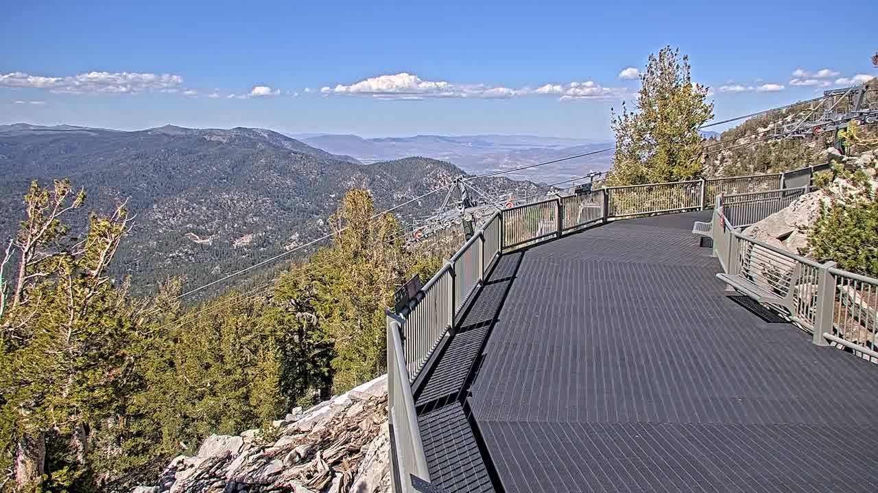 Webcam Heavenly: Midstation at the Gondola