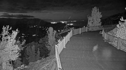 Heavenly: Midstation at the Gondola (skiheavenly.com)