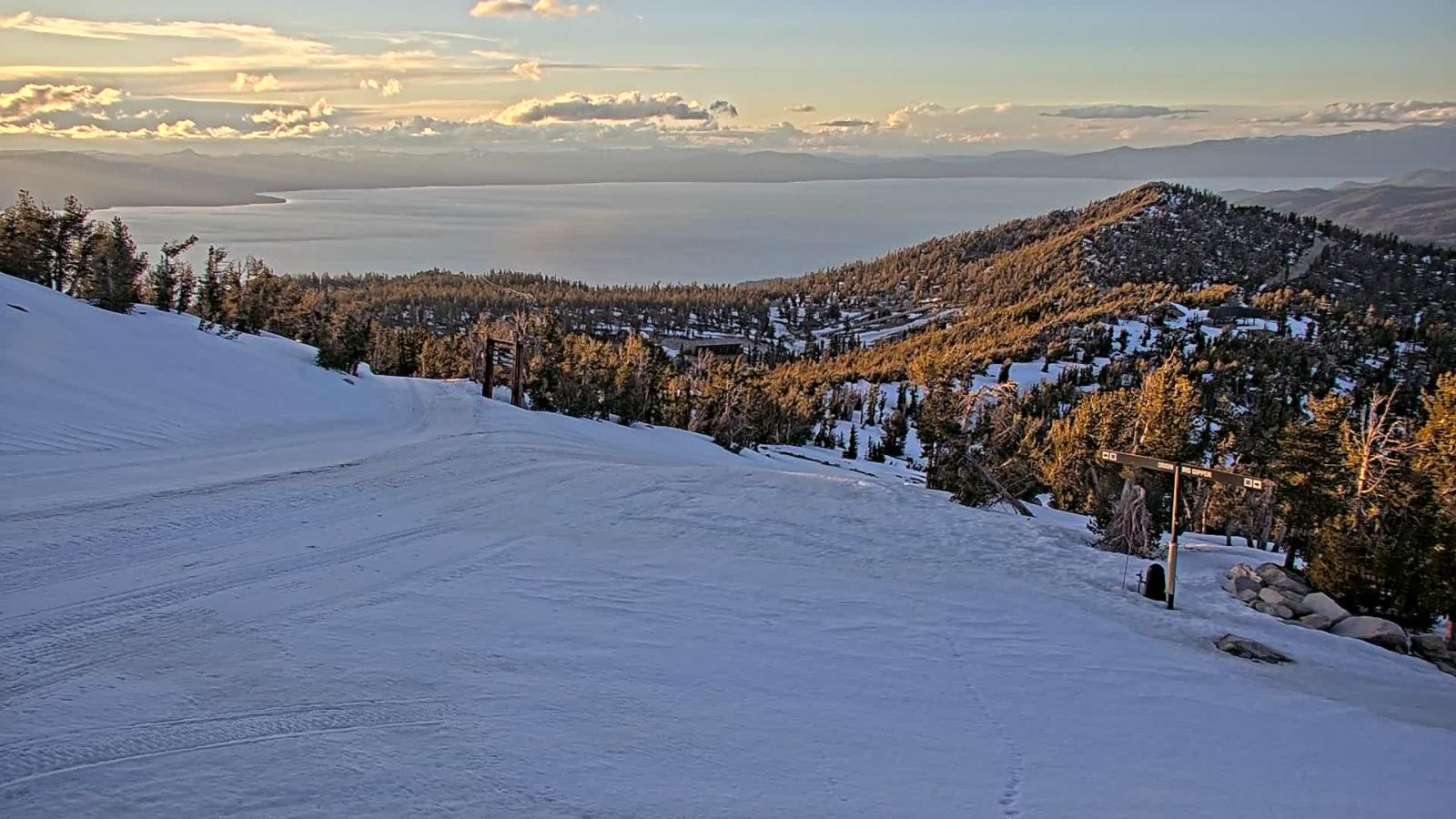 Webcam Heavenly: Top of dipper