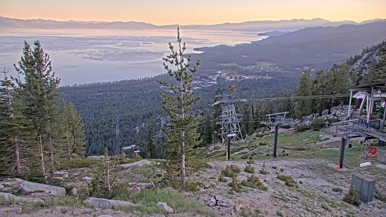 Webcam Heavenly: Top of tram