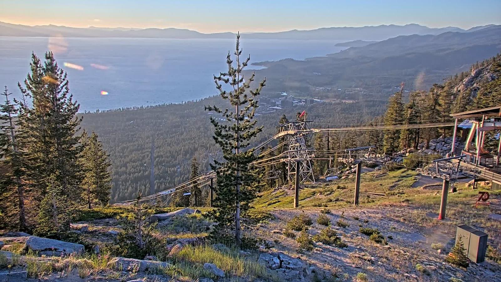 Webcam Heavenly: Top of tram
