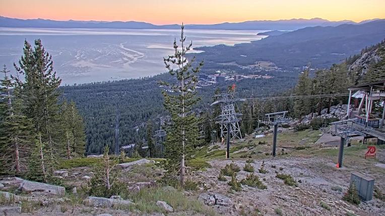 Webcam Heavenly: Top of tram