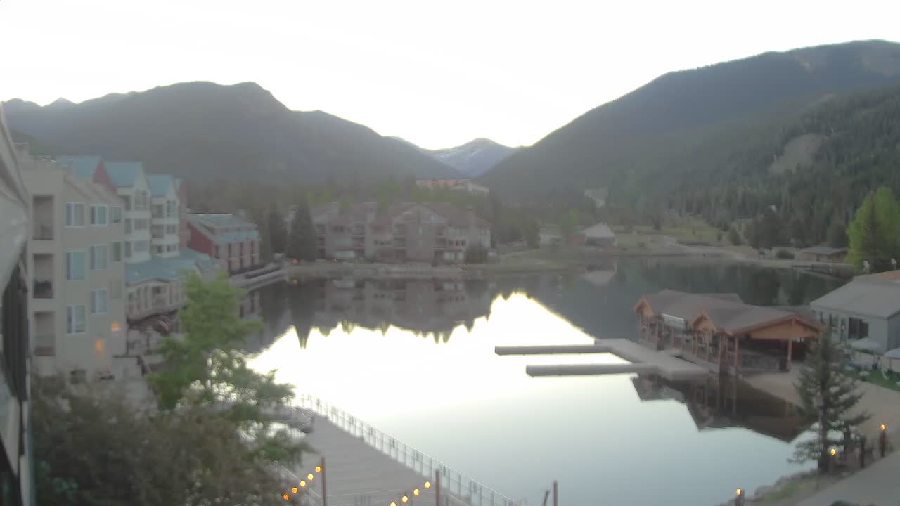 Webcam Keystone: Lakeside village