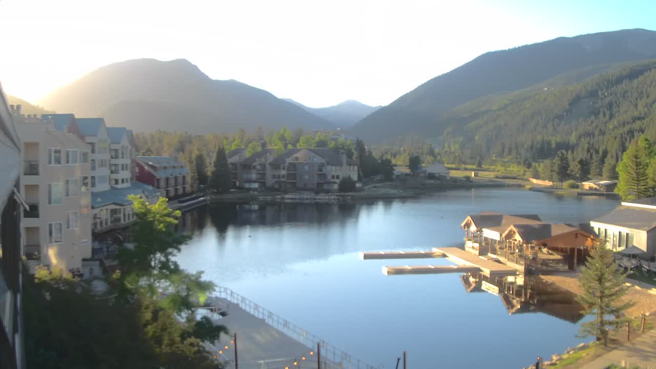 Webcam Keystone: Lakeside village