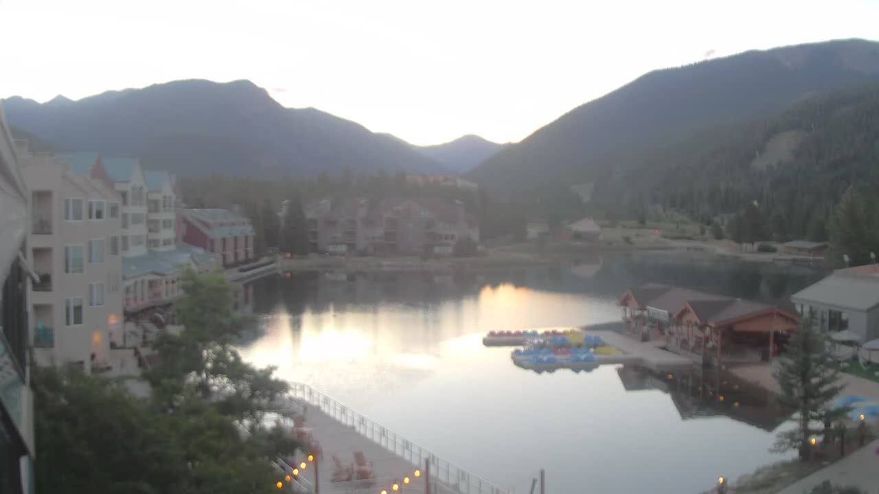Webcam Keystone: Lakeside village