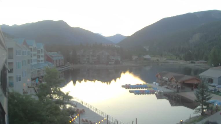 Webcam Keystone: Lakeside village