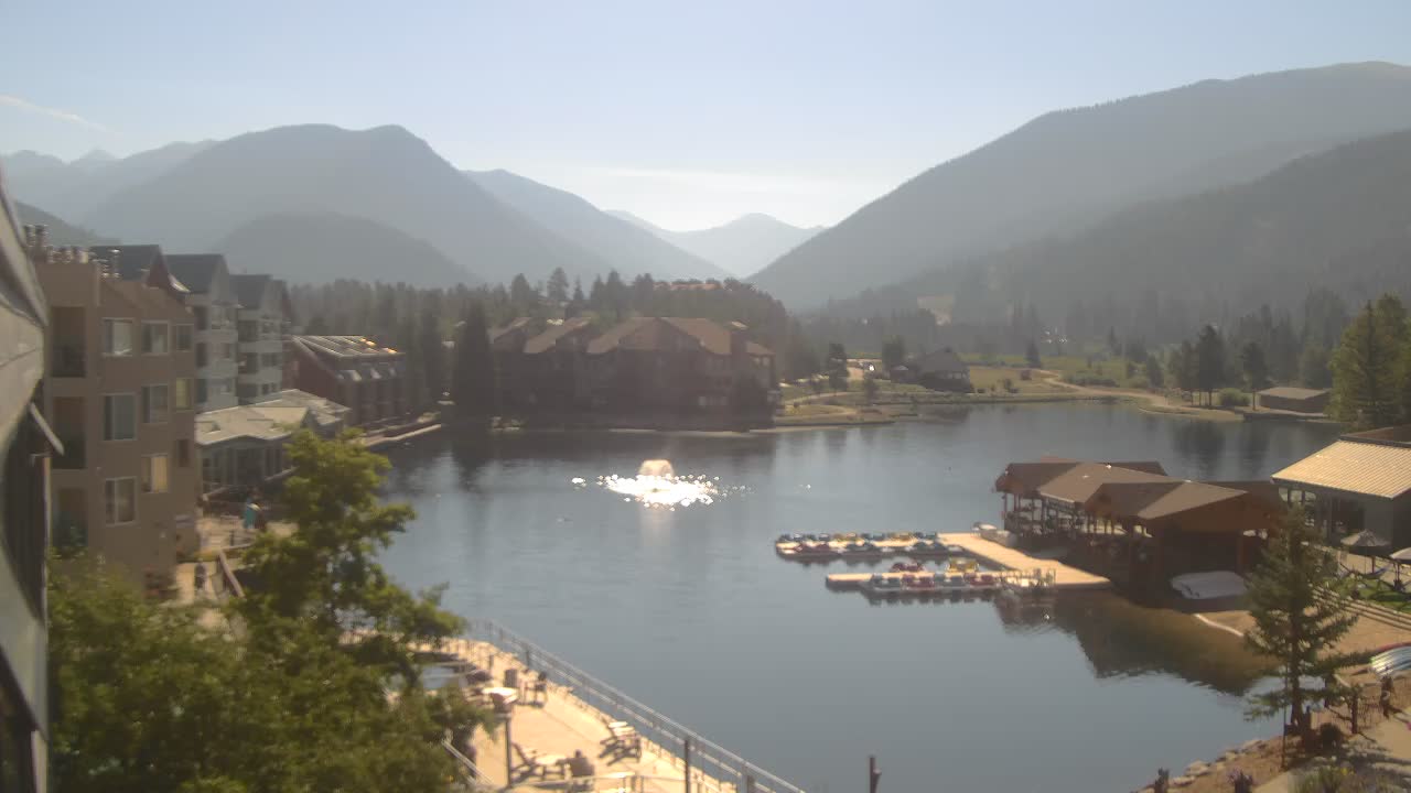 Webcam Keystone: Lakeside village