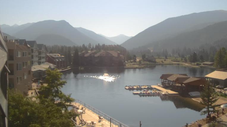 Webcam Keystone: Lakeside village