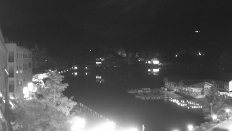 Webcam Keystone: Lakeside village
