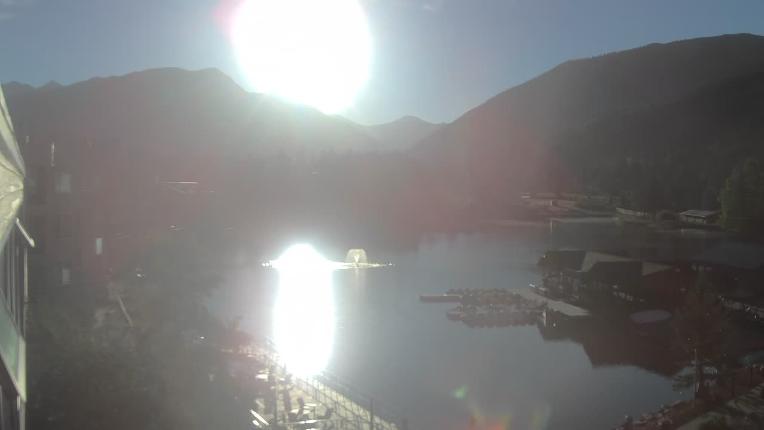 Webcam Keystone: Lakeside village