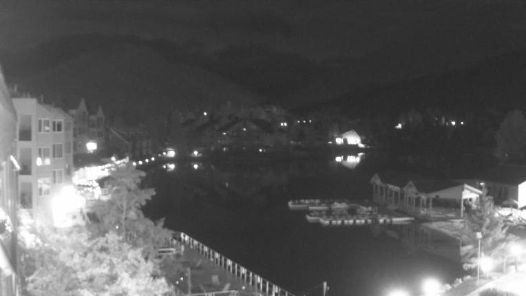 Webcam Keystone: Lakeside village