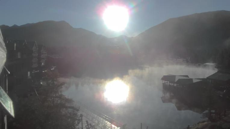 Webcam Keystone: Lakeside village
