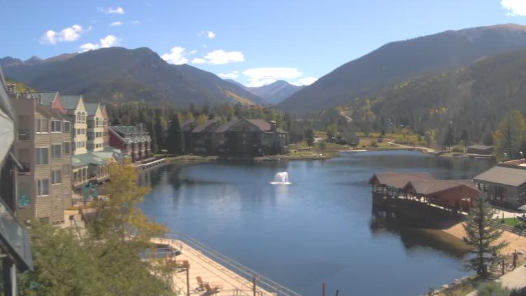 Webcam Keystone: Lakeside village