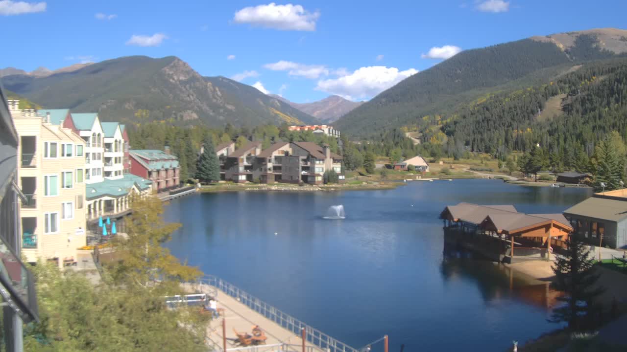 Webcam Keystone: Lakeside village