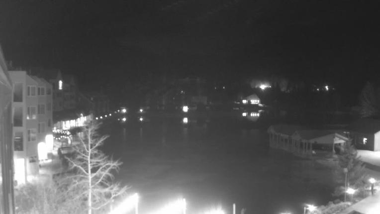 Webcam Keystone: Lakeside village