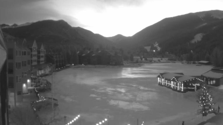 Webcam Keystone: Lakeside village