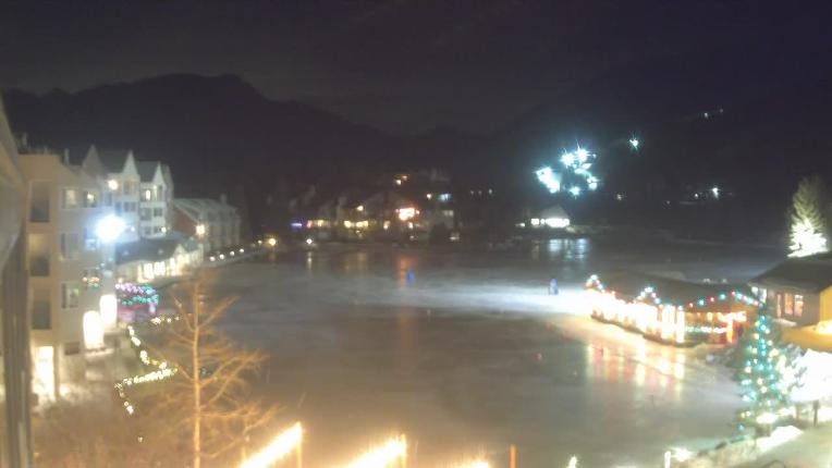 Webcam Keystone: Lakeside village