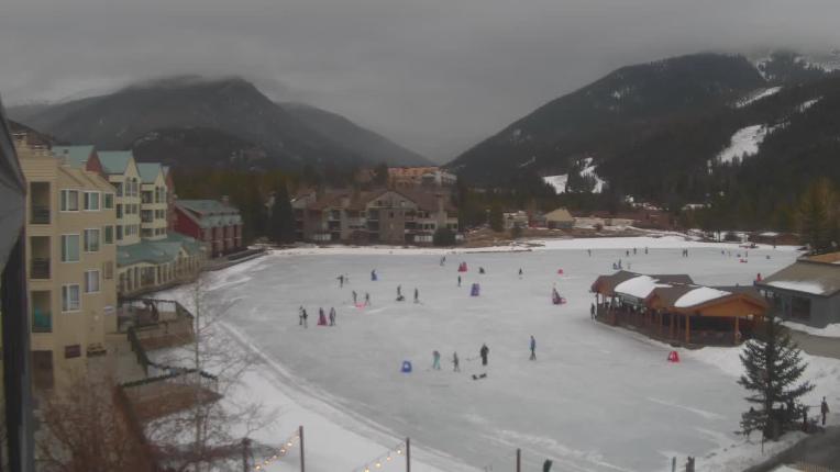 Webcam Keystone: Lakeside village