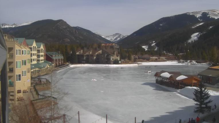 Webcam Keystone: Lakeside village