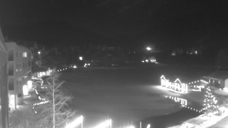 Webcam Keystone: Lakeside village