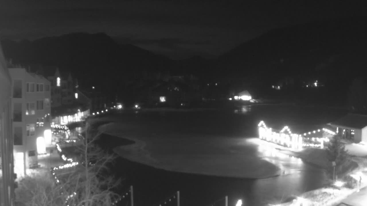 Webcam Keystone: Lakeside village