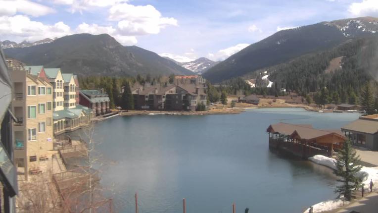 Webcam Keystone: Lakeside village