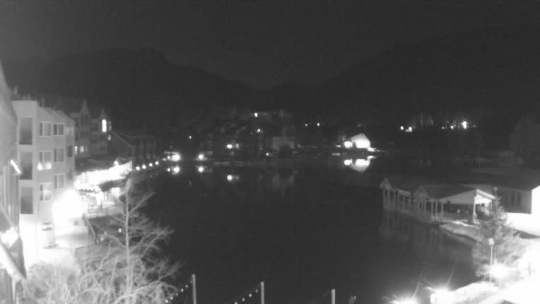 Webcam Keystone: Lakeside village