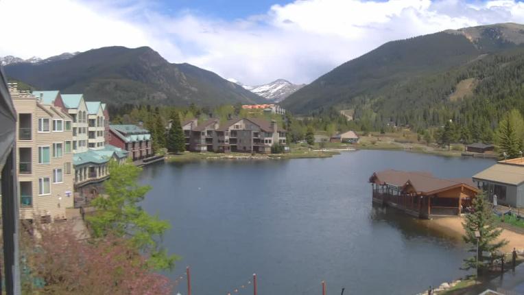 Webcam Keystone: Lakeside village