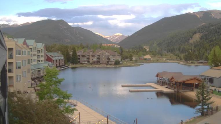 Webcam Keystone: Lakeside village