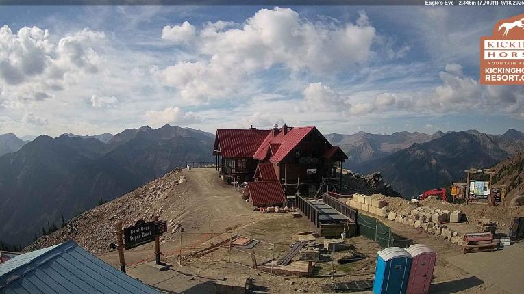 Webcam Kicking Horse: Eagles Eye Restaurant
