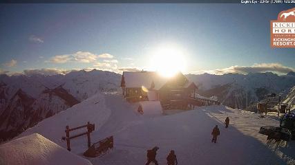 Kicking Horse: Eagles Eye Restaurant (kickinghorseresort.com)