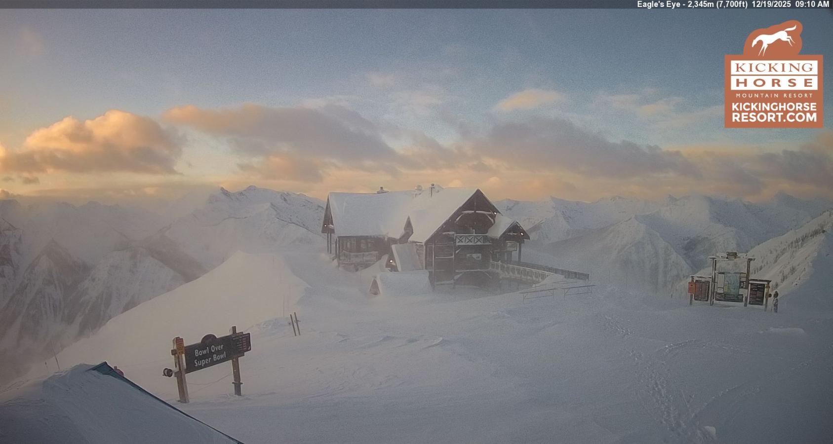 Webcam Kicking Horse: Eagles Eye Restaurant