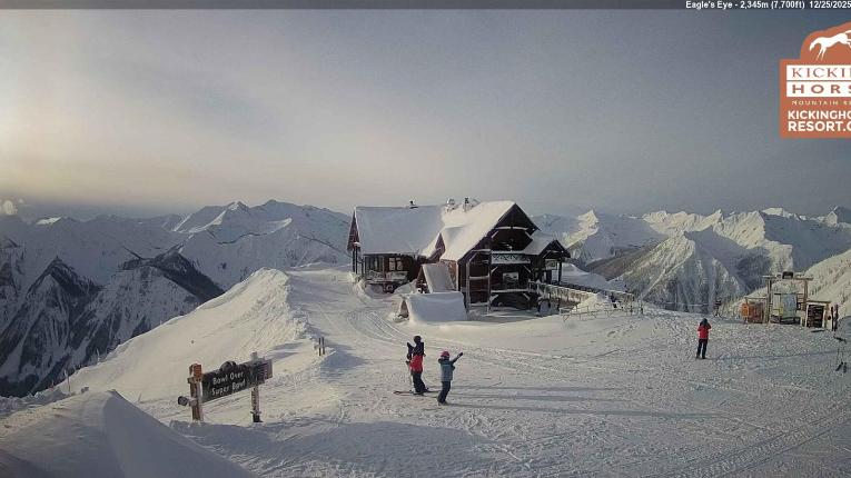 Webcam Kicking Horse: Eagles Eye Restaurant