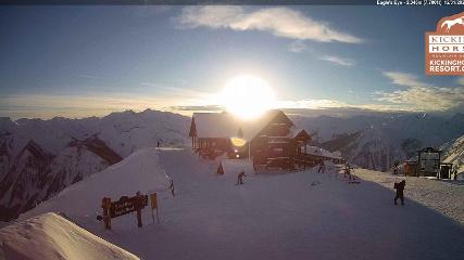 Kicking Horse: Eagles Eye Restaurant (kickinghorseresort.com)