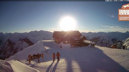 Kicking Horse: Eagles Eye Restaurant (kickinghorseresort.com)