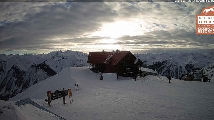 Kicking Horse: Eagles Eye Restaurant (kickinghorseresort.com)