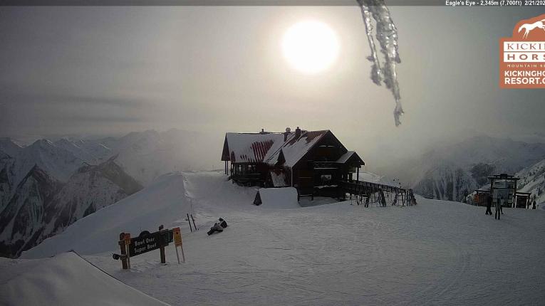 Webcam Kicking Horse: Eagles Eye Restaurant