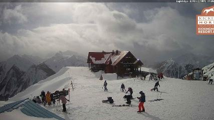 Kicking Horse: Eagles Eye Restaurant (kickinghorseresort.com)