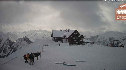 Kicking Horse: Eagles Eye Restaurant (kickinghorseresort.com)