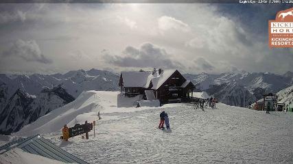 Kicking Horse: Eagles Eye Restaurant (kickinghorseresort.com)