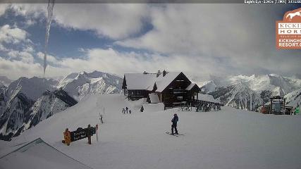 Kicking Horse: Eagles Eye Restaurant (kickinghorseresort.com)