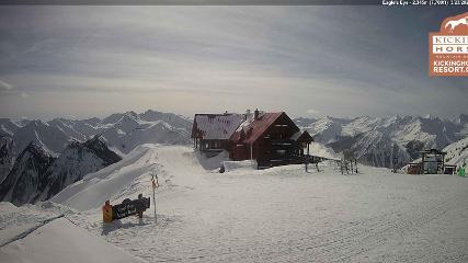 Kicking Horse: Eagles Eye Restaurant (kickinghorseresort.com)