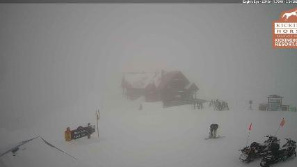 Kicking Horse: Eagles Eye Restaurant (kickinghorseresort.com)