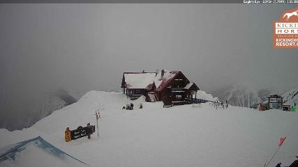 Kicking Horse: Eagles Eye Restaurant (kickinghorseresort.com)