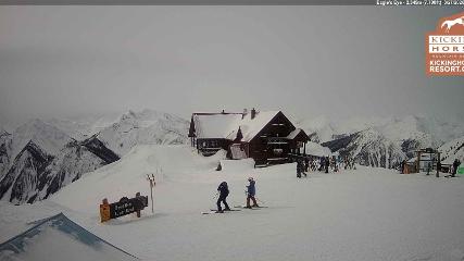 Kicking Horse: Eagles Eye Restaurant (kickinghorseresort.com)