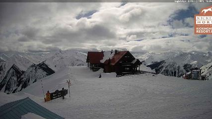 Kicking Horse: Eagles Eye Restaurant (kickinghorseresort.com)