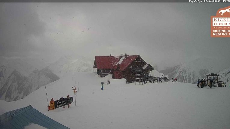 Webcam Kicking Horse: Eagles Eye Restaurant