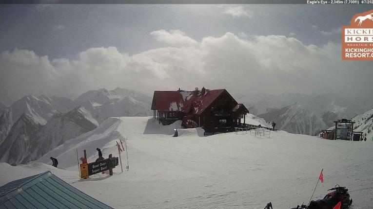 Webcam Kicking Horse: Eagles Eye Restaurant