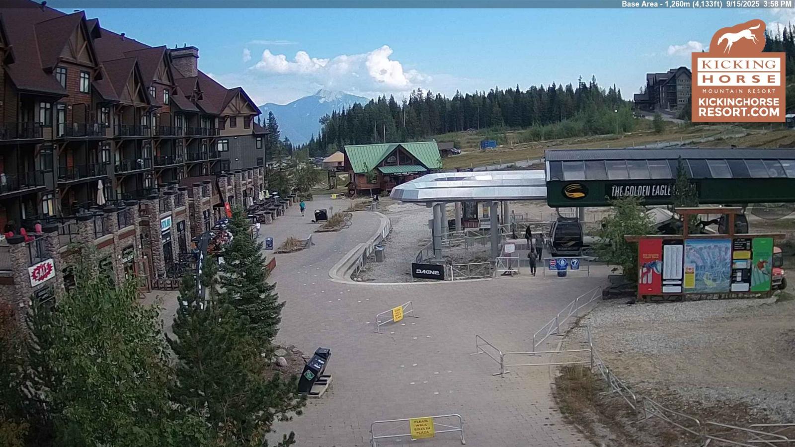 Webcam Kicking Horse: Gondola Base