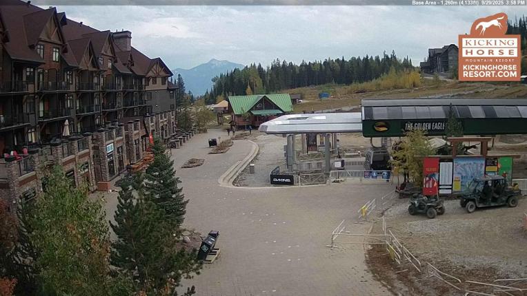 Webcam Kicking Horse: Gondola Base